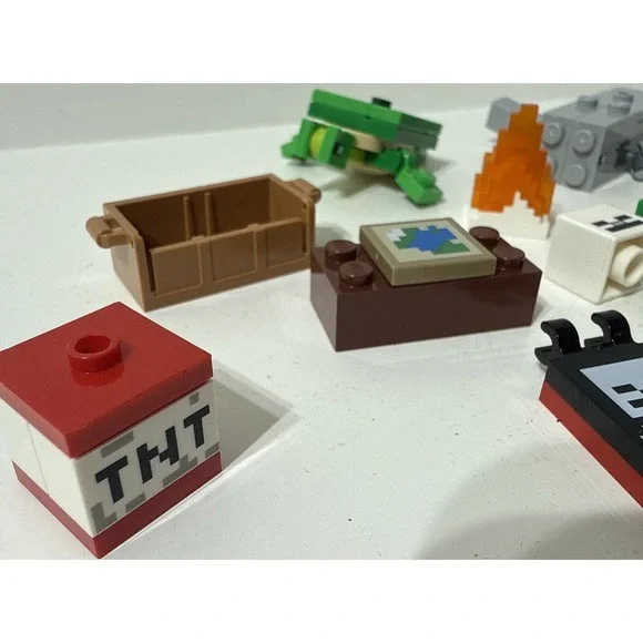 Lego Minecraft LOT Turtle Dolphin TNT‎ Figures Heads Parts Pieces Replacements - Picture 4 of 11
